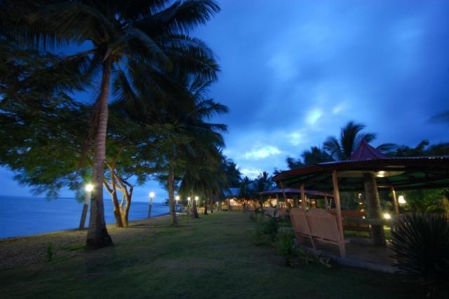 Villa Leonora Beach Resort Puerto Princesa Buitenkant foto